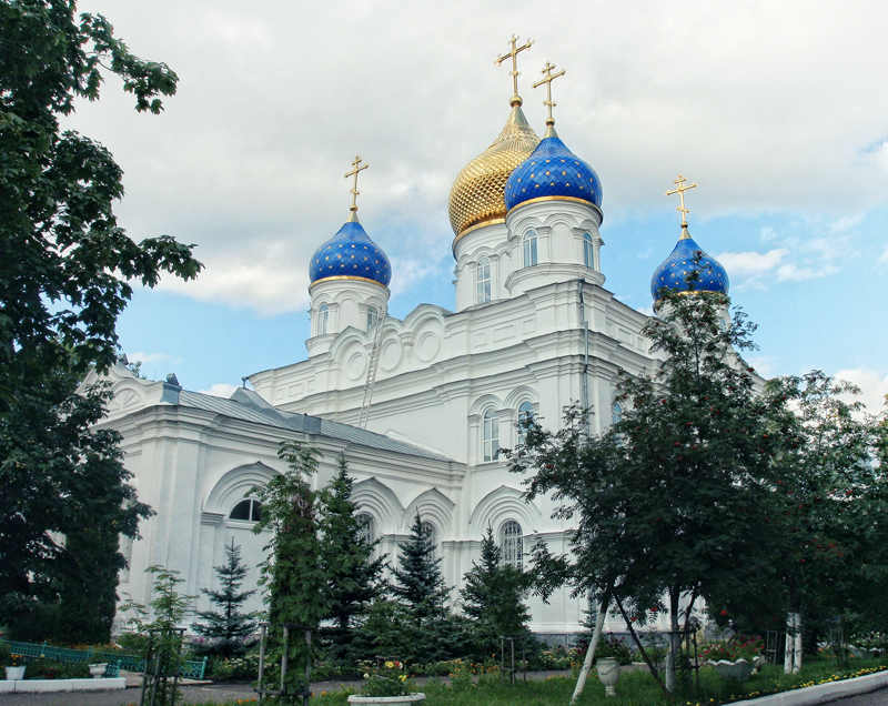 Паломничество на микроавтобусах по Святой земле Мордовского края